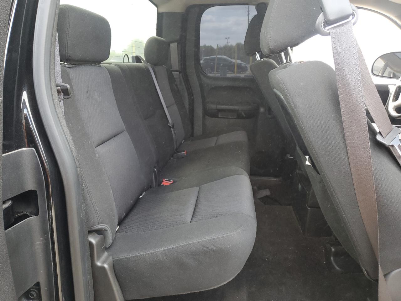 GMC Sierra K1500 Sle Image 6