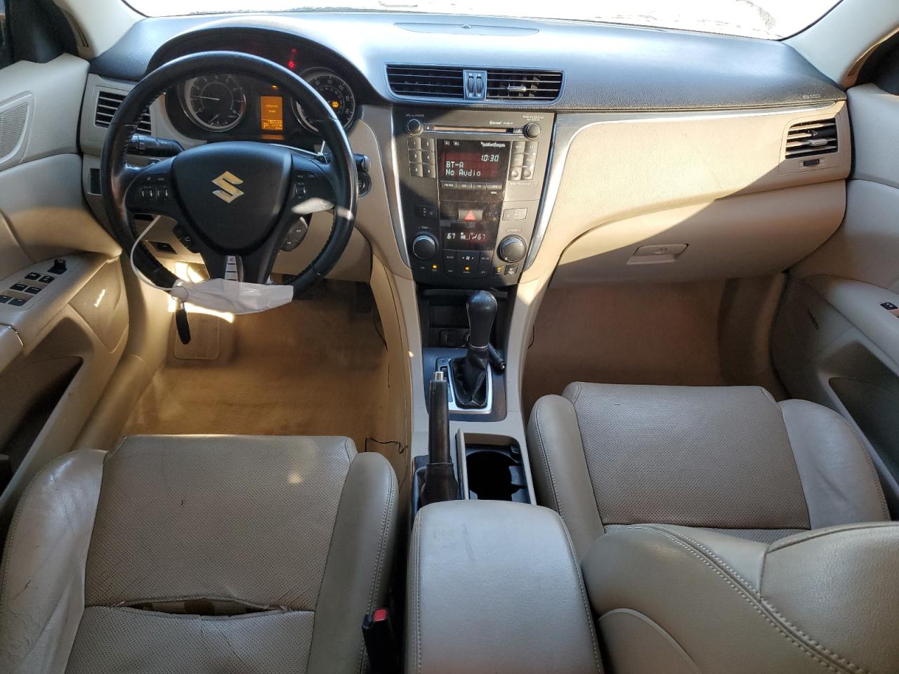 Suzuki Kizashi Sls Image 9