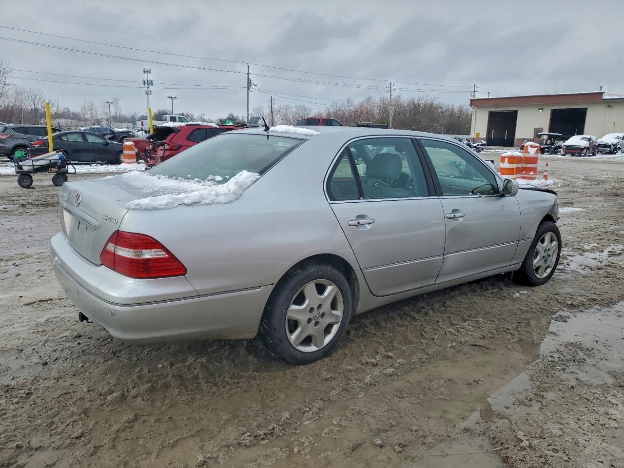 Lexus LS 430 Image 11