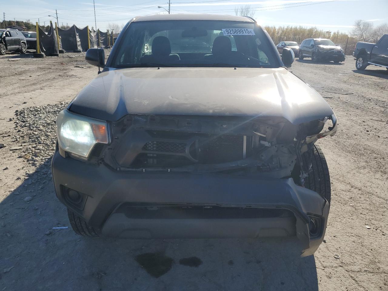 Toyota Tacoma Access Cab Image 7