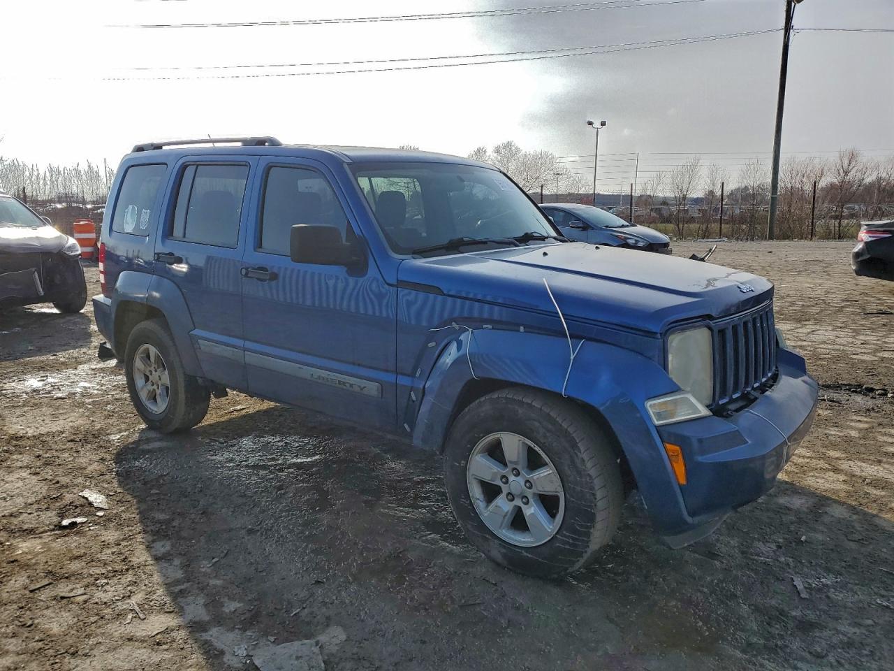 Jeep Liberty Sport Image 2