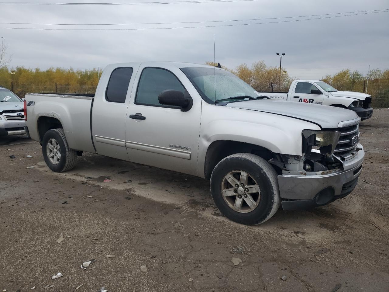 GMC Sierra K1500 Sle Image 2