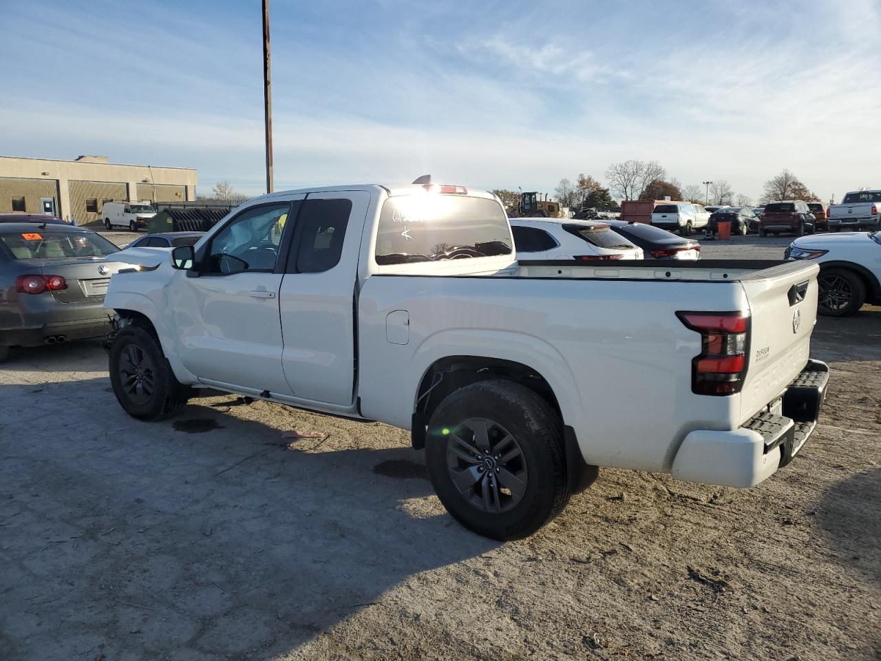 Nissan Frontier S Image 5