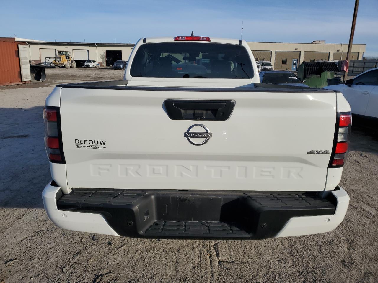 Nissan Frontier S Image 10