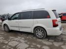 Chrysler Minivan Touring L Image 3