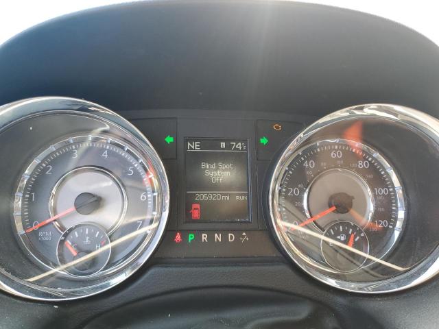 Chrysler Minivan Touring L Image 11