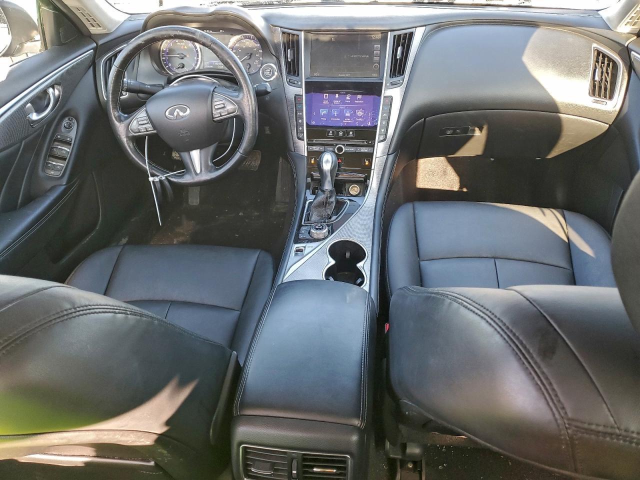 INFINITI Q50 Base Image 8