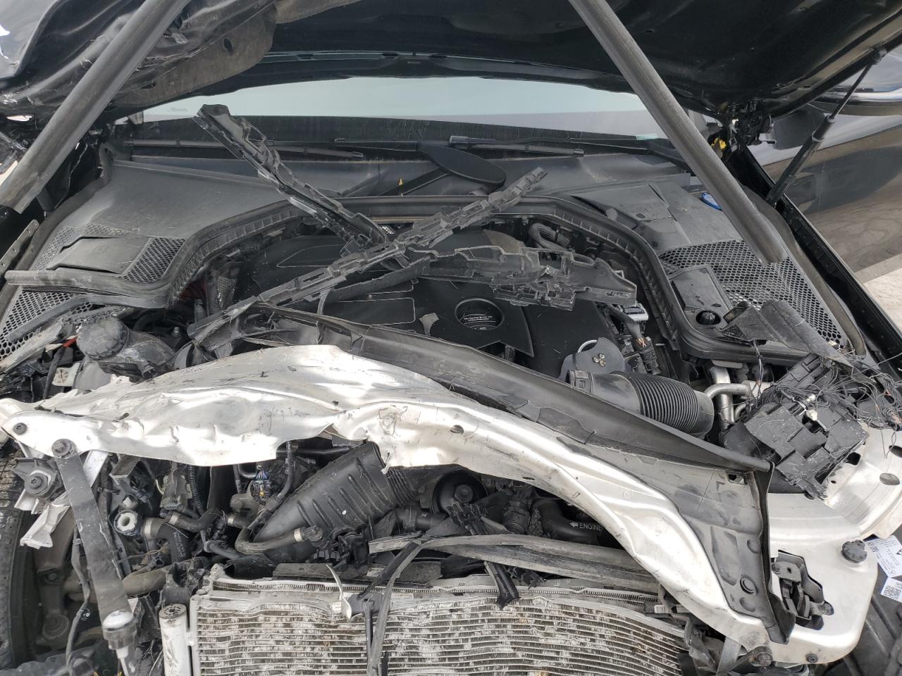 Mercedes-Benz C-Class 300 Image 11