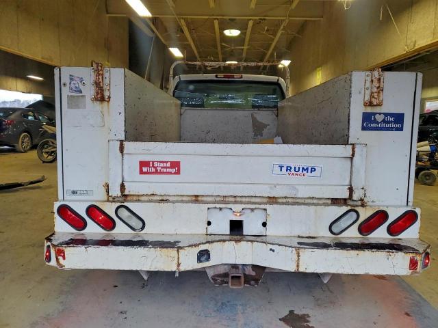 Chevrolet Silverado C2500 Heavy Duty Image 10