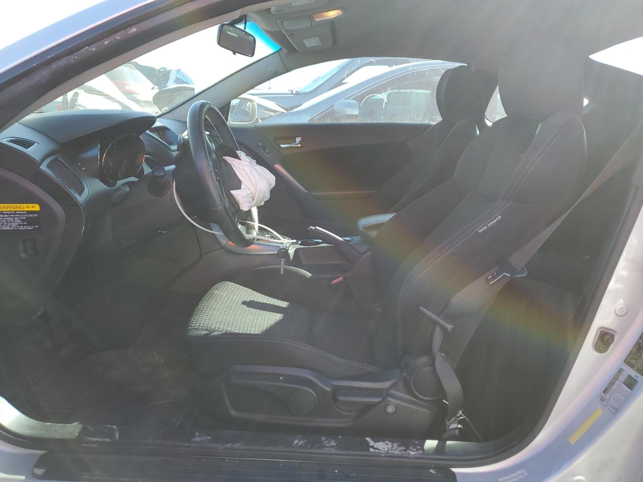 Hyundai Genesis 2.0t Image 9