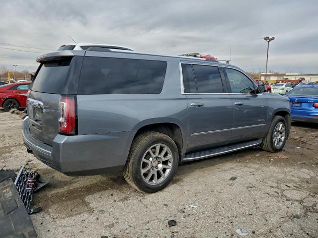 GMC Yukon Denali Image 2
