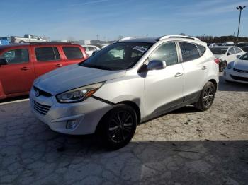  Salvage Hyundai TUCSON