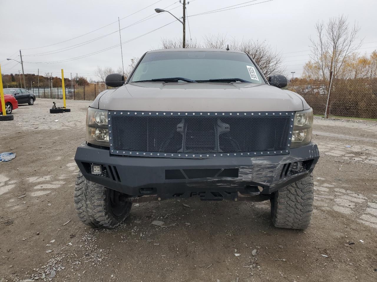 Chevrolet Silverado K1500 Lt Image 4