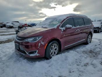  Salvage Chrysler Pacifica