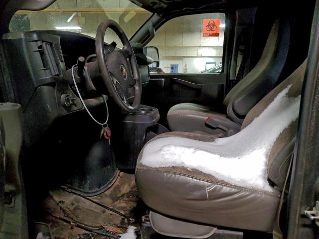 Chevrolet Express Image 5