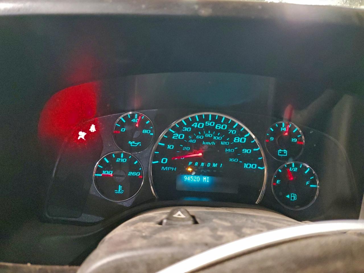 Chevrolet Express Image 2