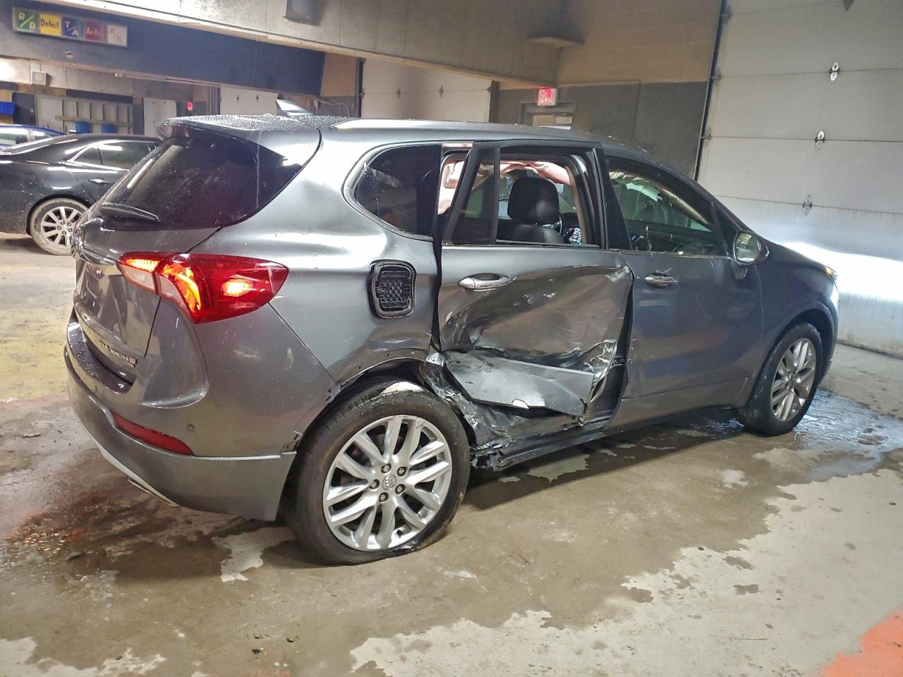 Buick Envision Premium Image 2