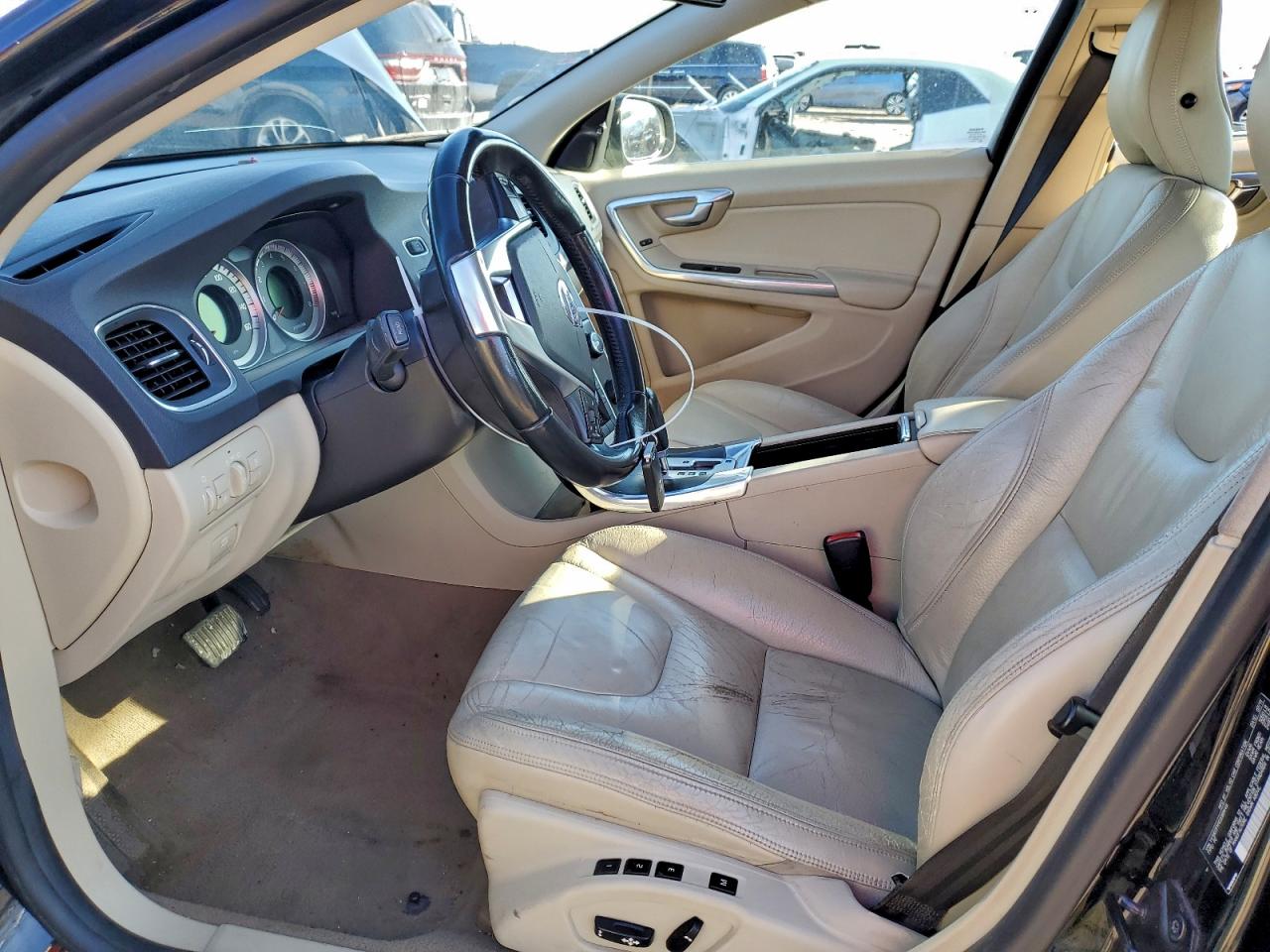 Volvo S60 T6 Image 10