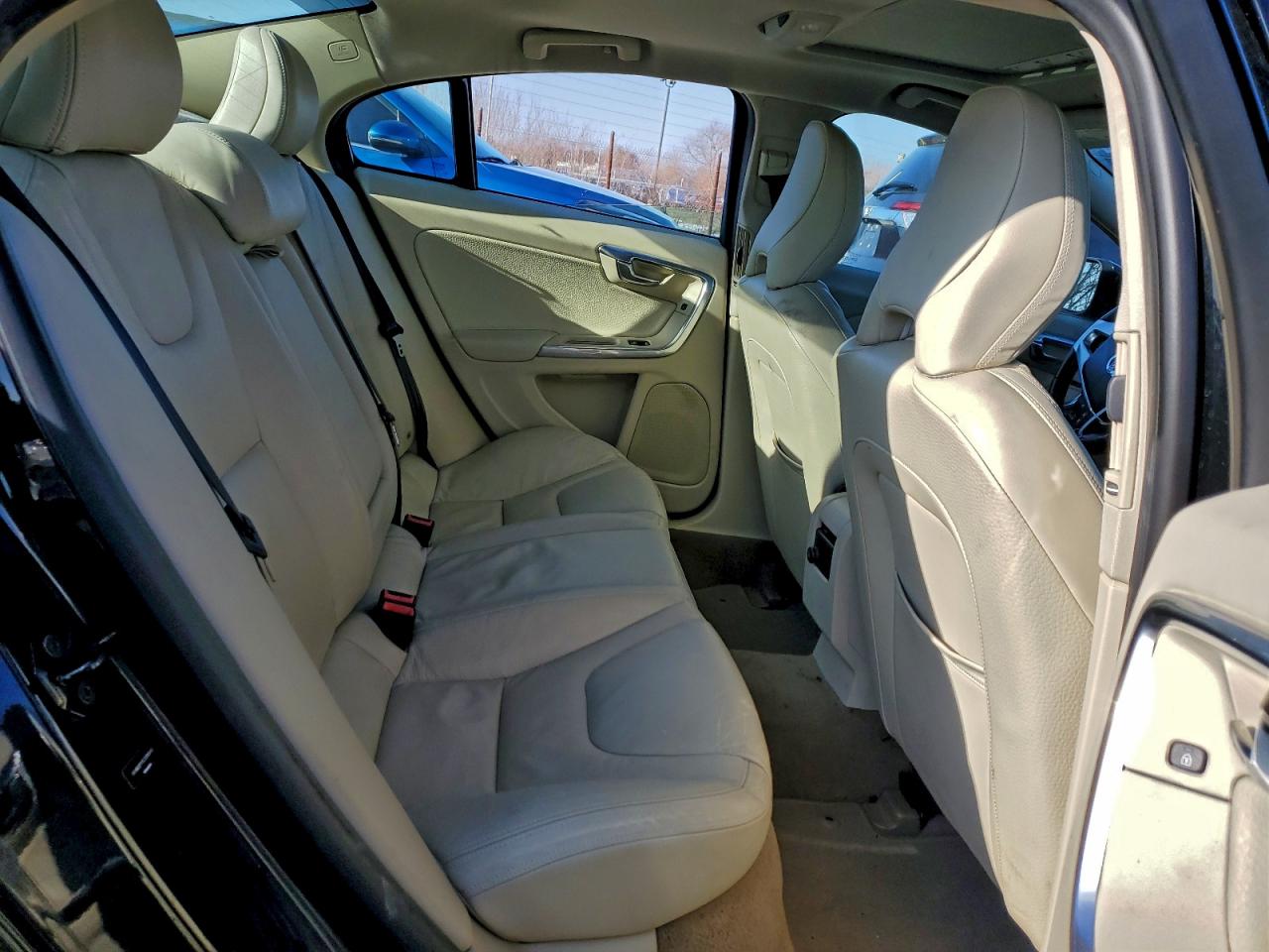 Volvo S60 T6 Image 8