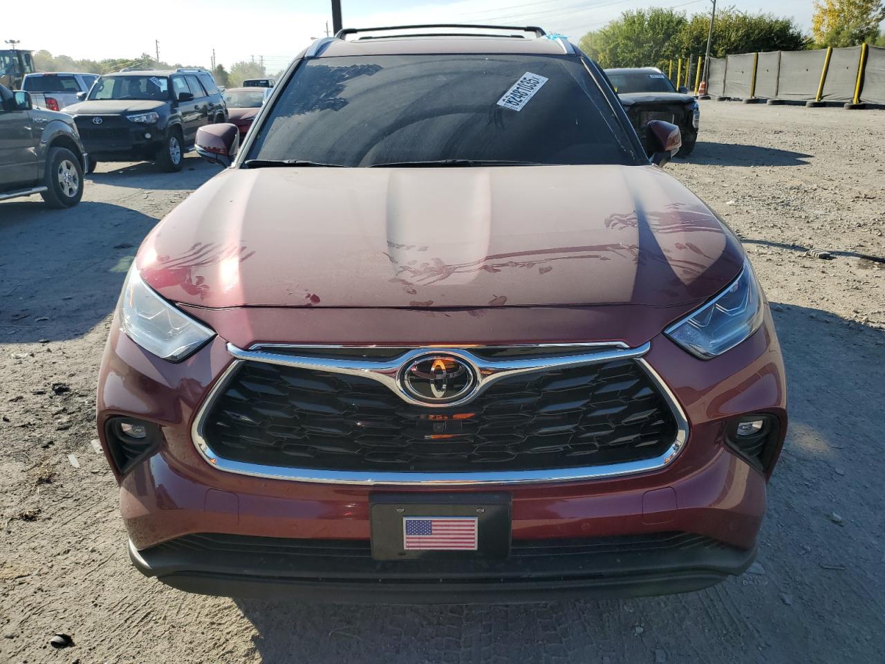 Toyota Highlander Hybrid Limited Image 4