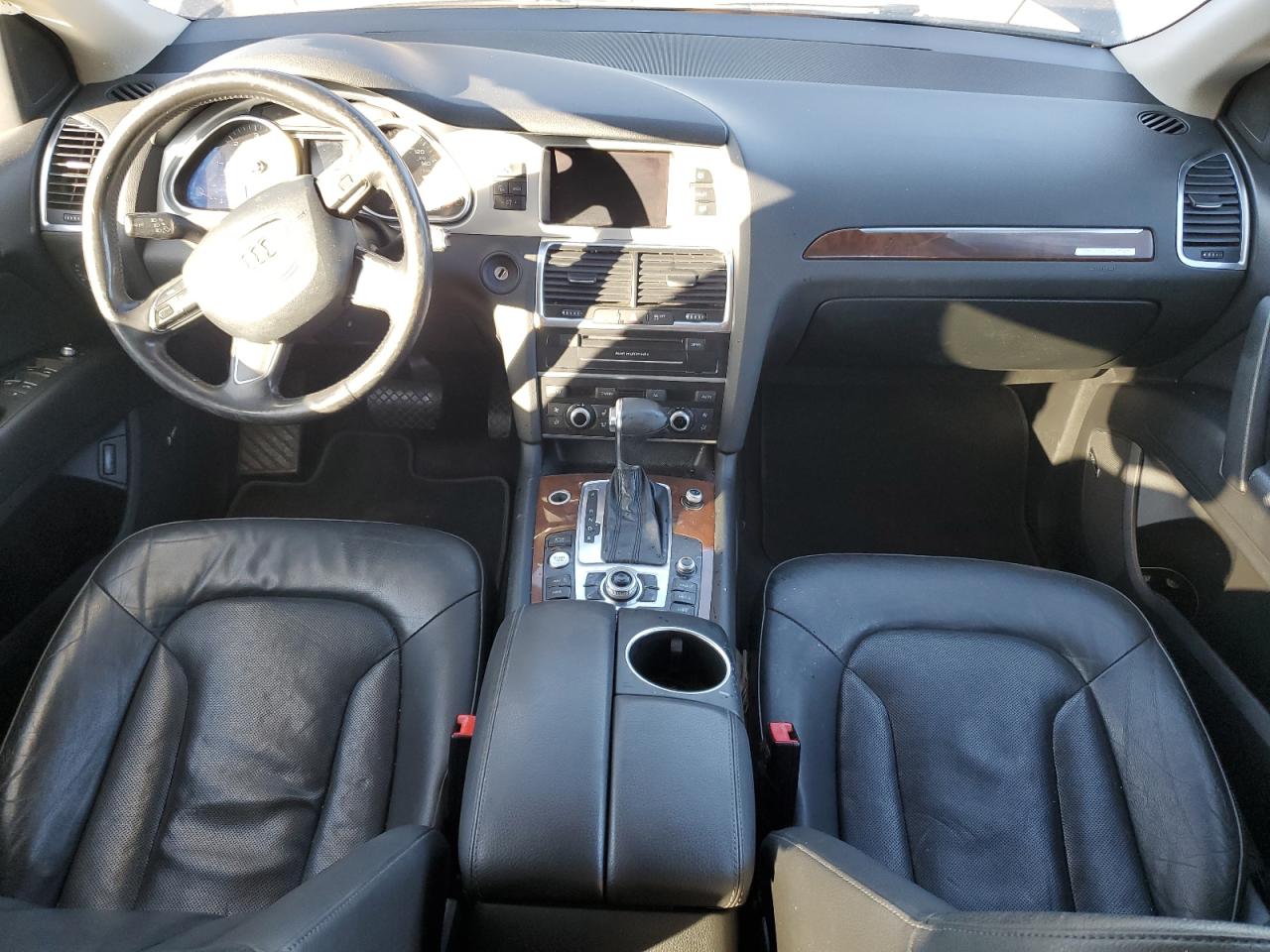 Audi Q7 Prestige Image 11