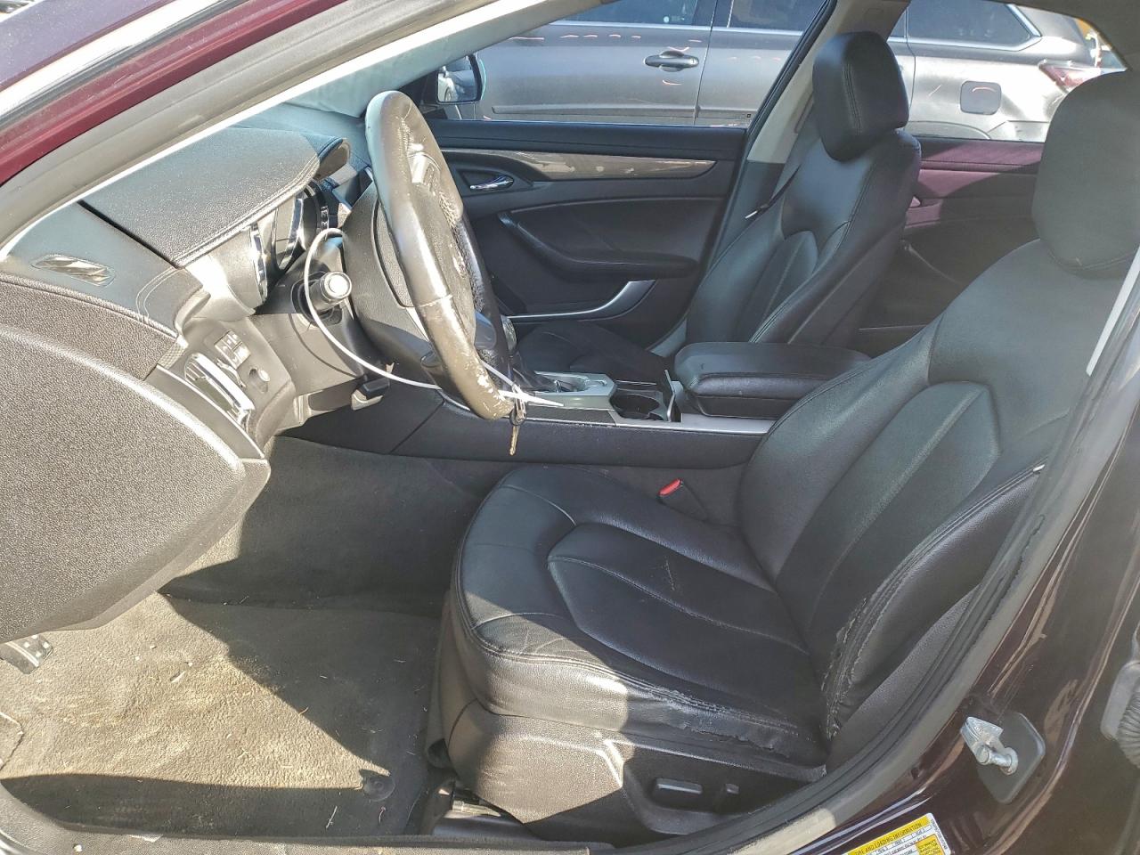 Cadillac CTS Image 11