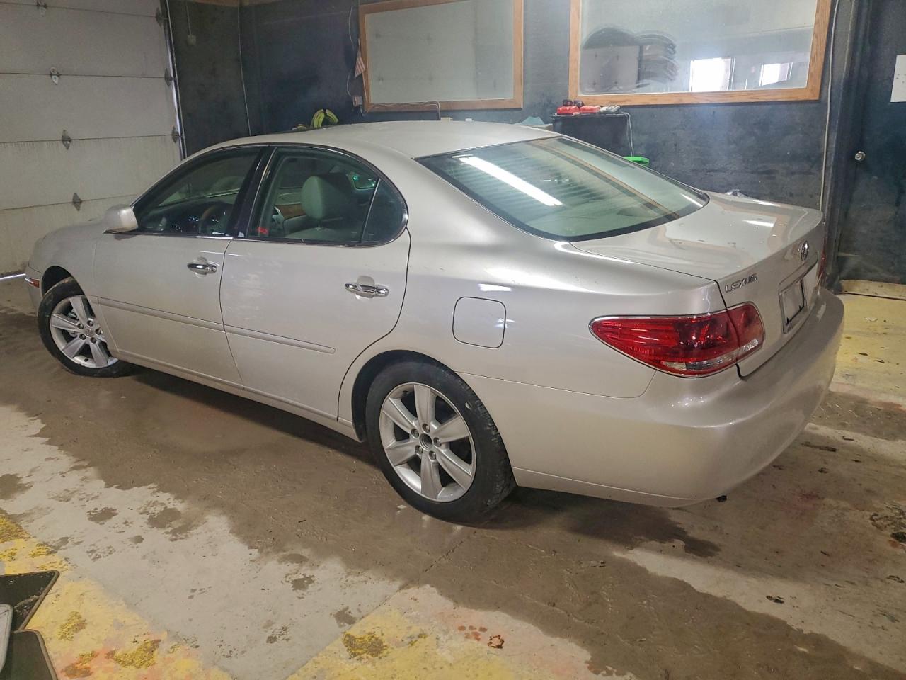 Lexus Es 330 Image 2