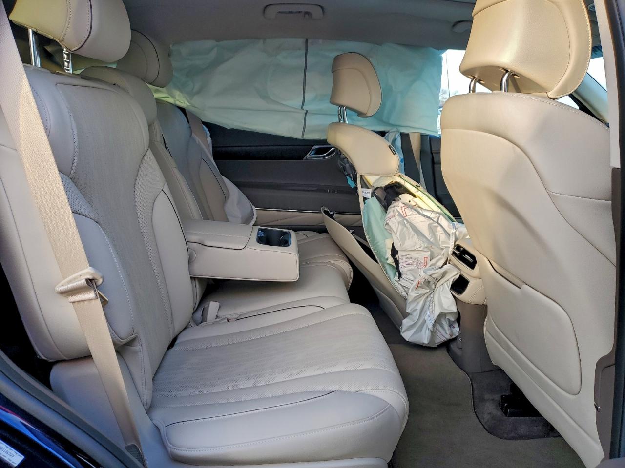 Genesis GV80 Base Image 5