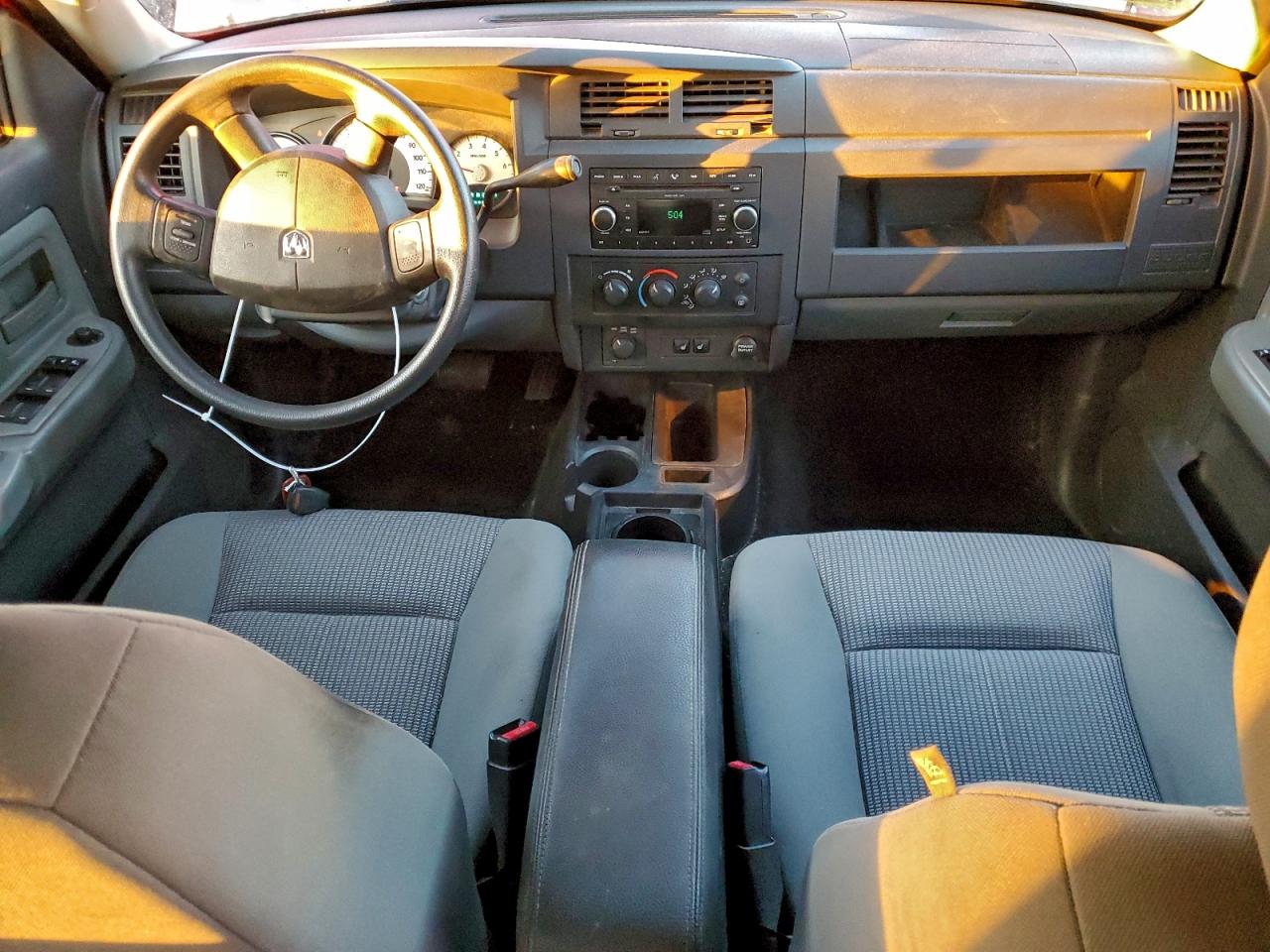 Dodge Dakota Sxt Image 11