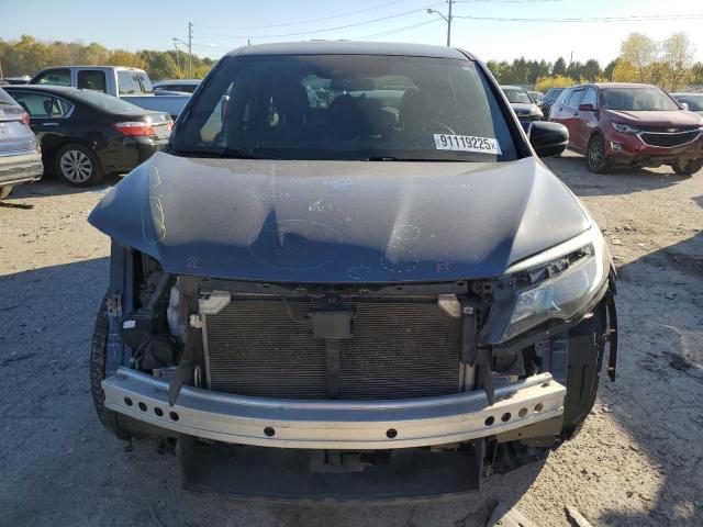 Honda Passport Sport Image 8