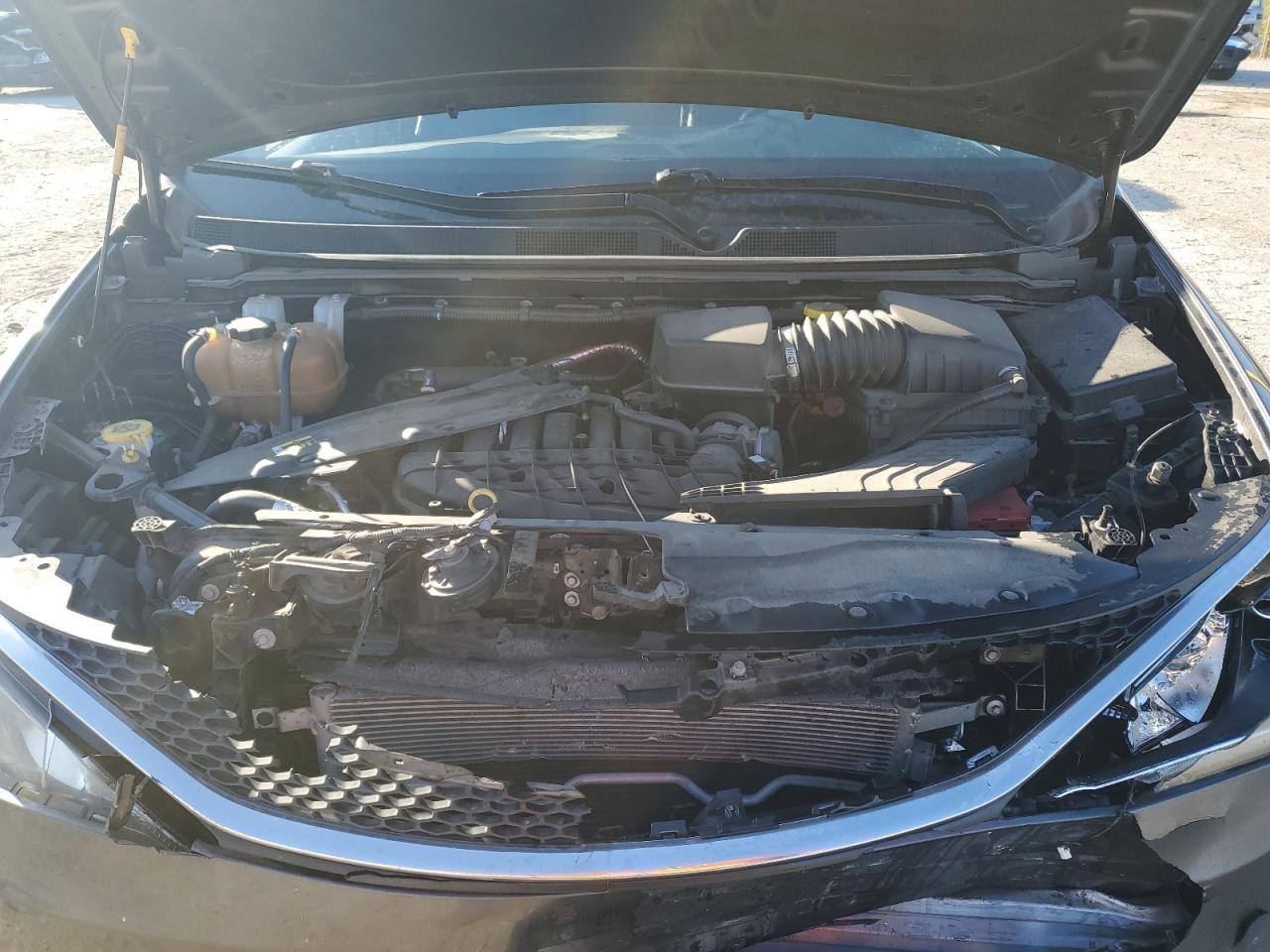 Chrysler Pacifica Touring L Image 8