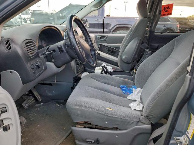 Chrysler Minivan Touring Image 5