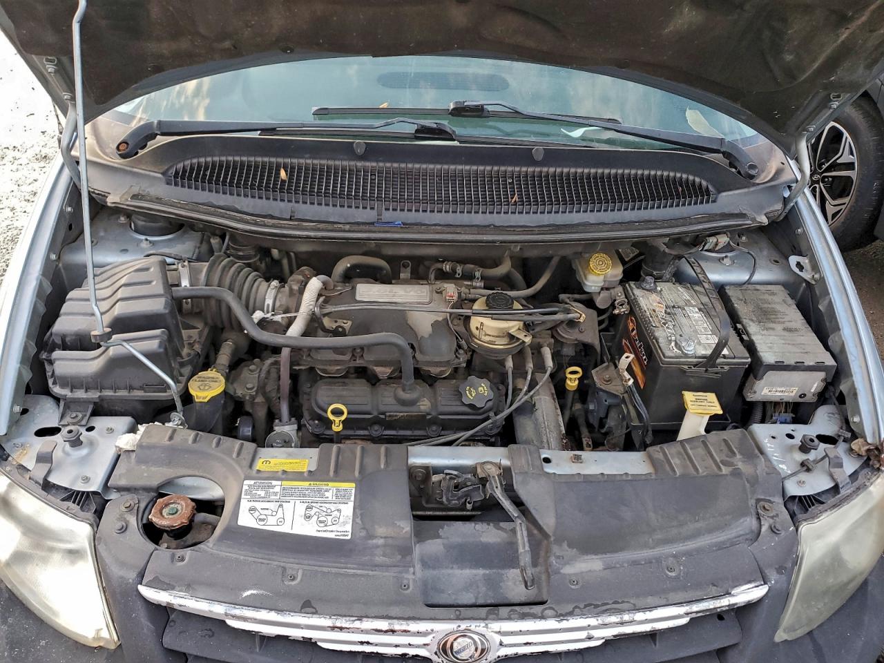 Chrysler Minivan Touring Image 13