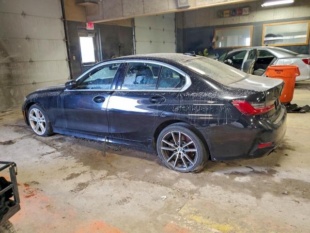 BMW 3 Series Image 2