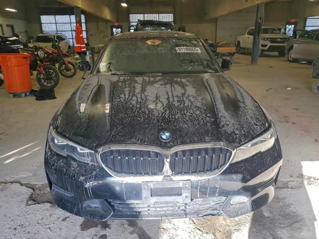 BMW 3 Series Image 9