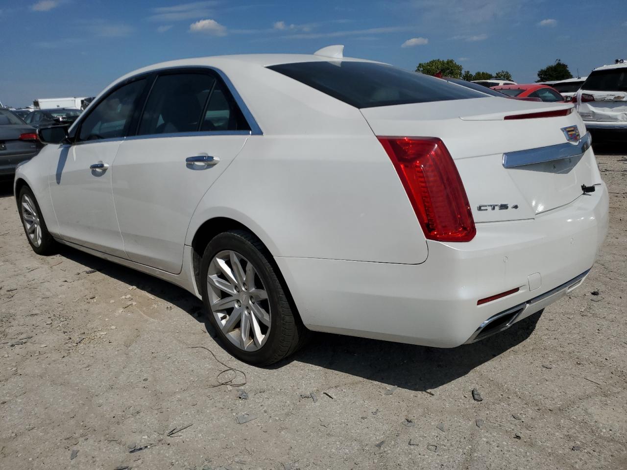 Cadillac CTS Image 12