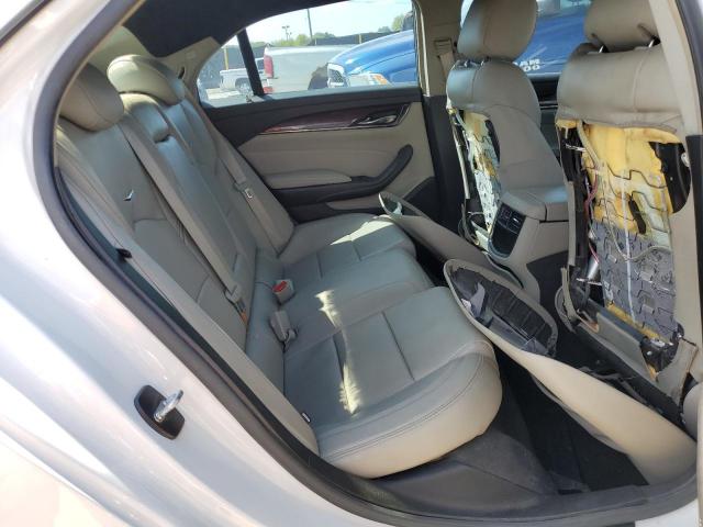 Cadillac CTS Image 10