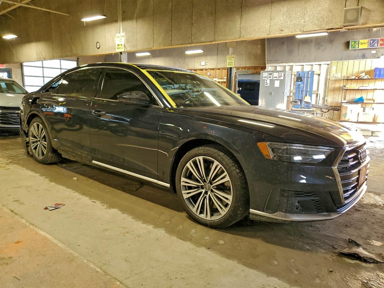 Audi A8 L Image 3