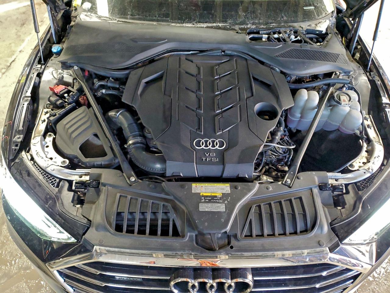 Audi A8 L Image 7