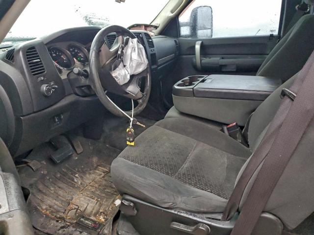 Chevrolet Silverado K2500 Heavy Duty Image 5