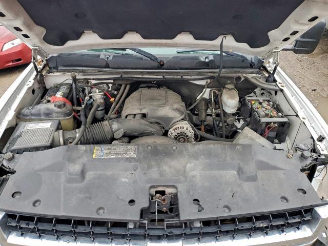 Chevrolet Silverado K2500 Heavy Duty Image 12