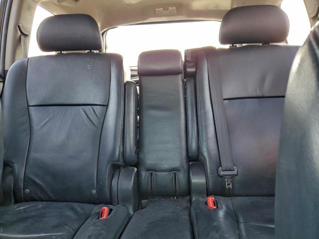 Toyota Highlander Base Image 9