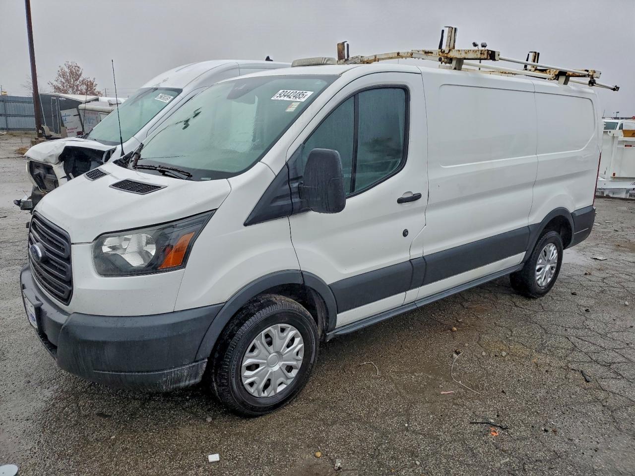 Ford Transit T-250 Image 1