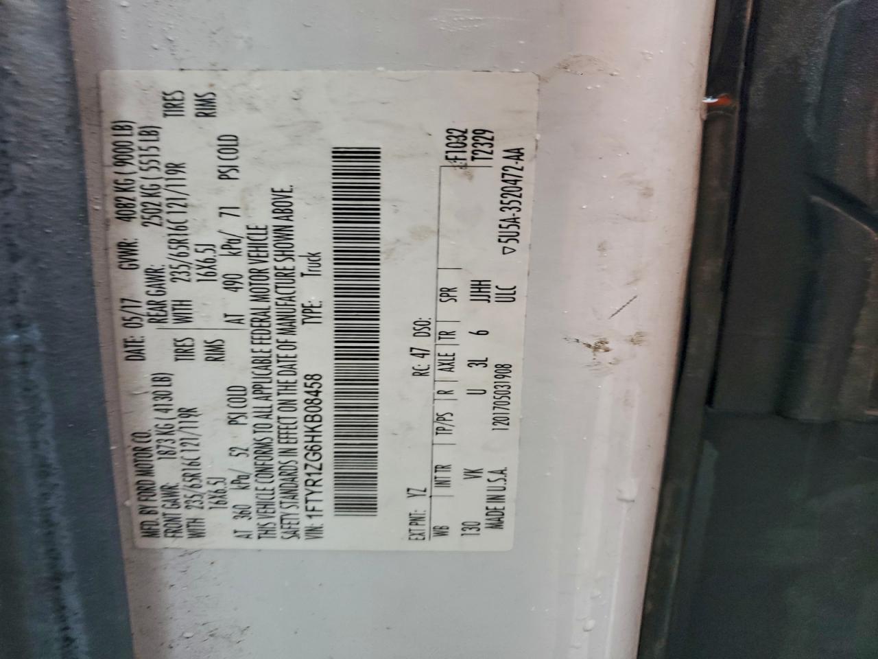 Ford Transit T-250 Image 10