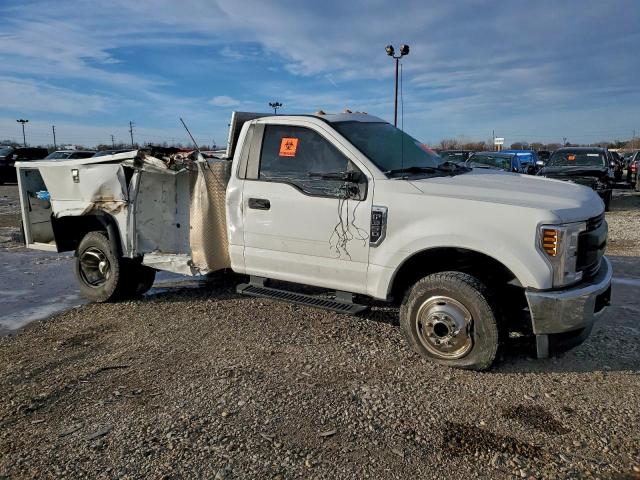 Ford F-350 Super Duty Image 4