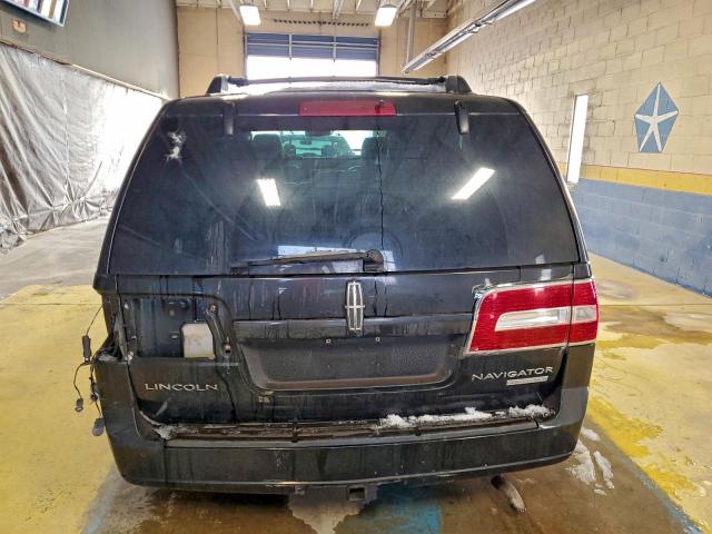 Lincoln Navigator L Image 9