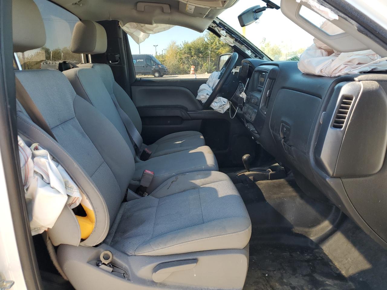 Chevrolet Silverado K1500 Image 9