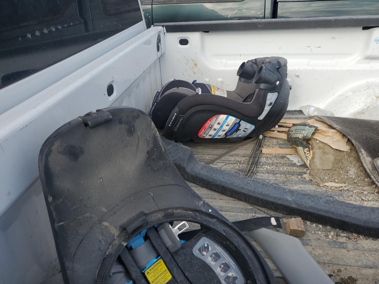 Chevrolet Silverado K1500 Image 13