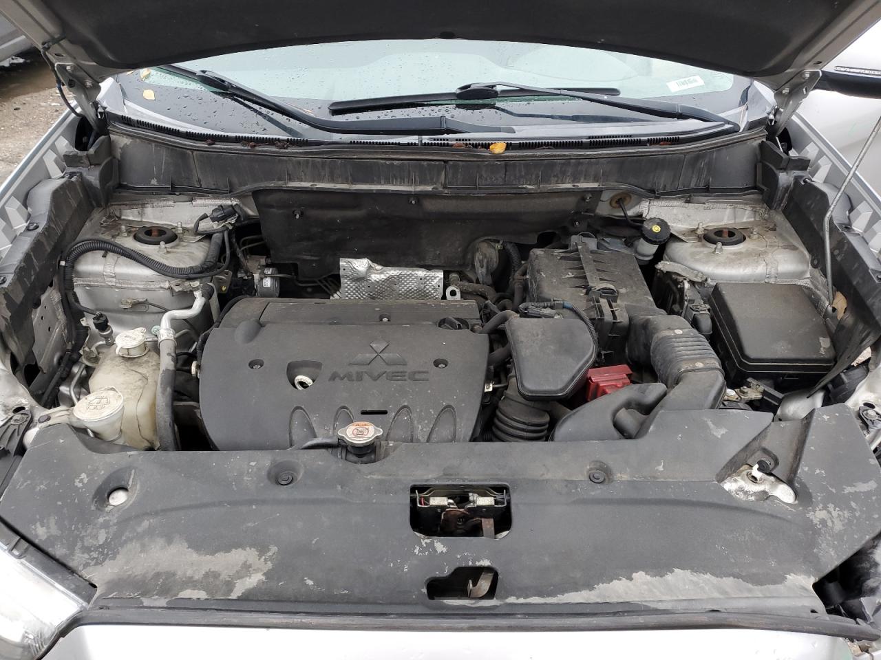 Mitsubishi Outlander Es Image 10