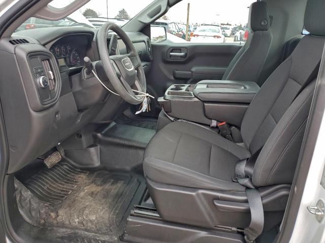 GMC Sierra C1500 Image 8